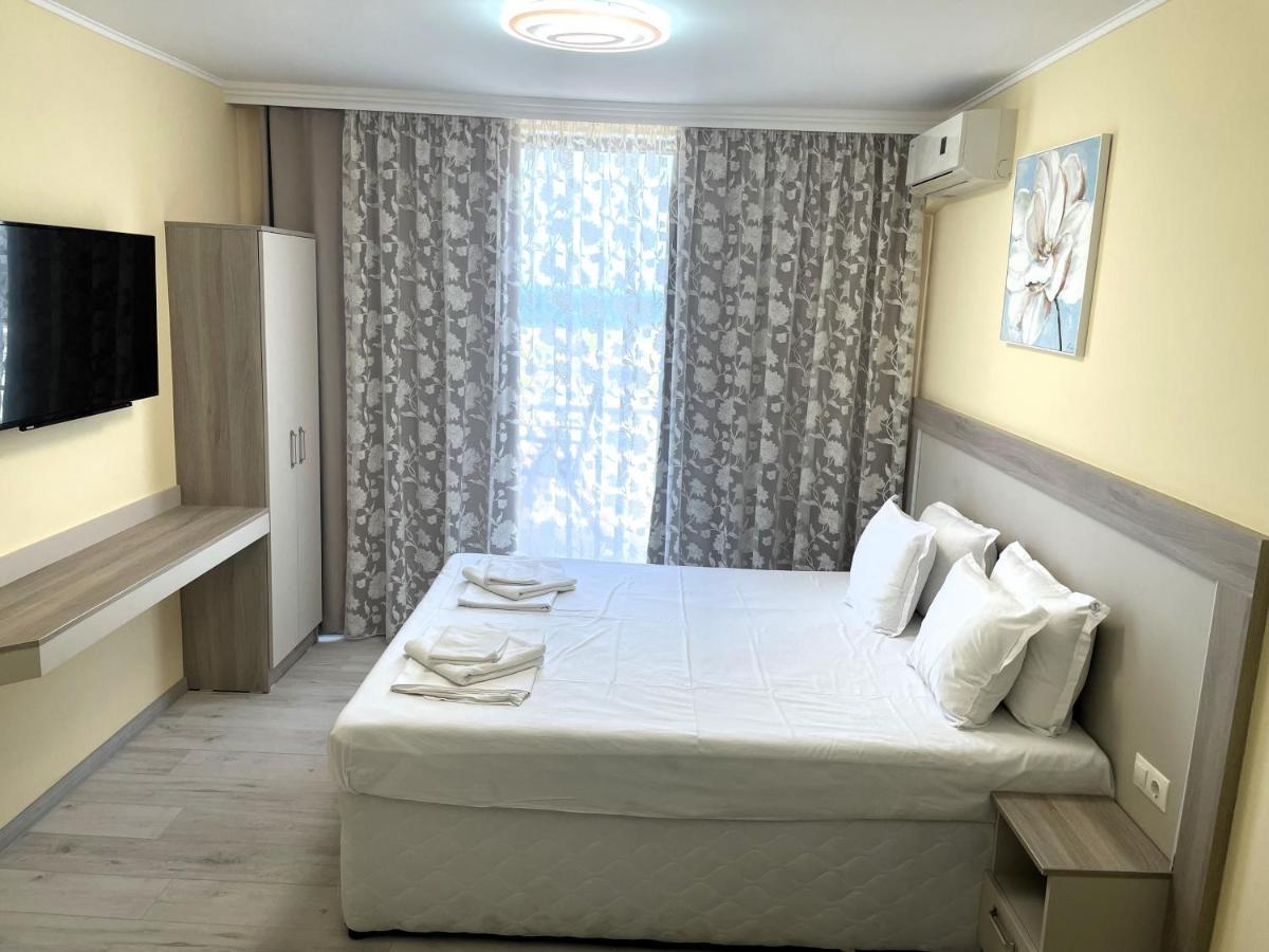 بريمورسكو Sea View Apartment Free Parking المظهر الخارجي الصورة