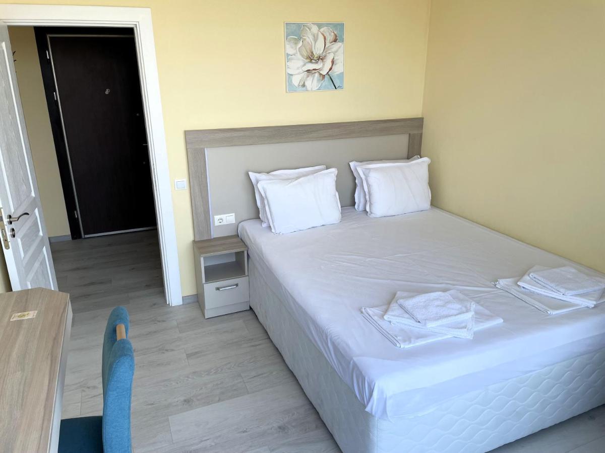 بريمورسكو Sea View Apartment Free Parking المظهر الخارجي الصورة