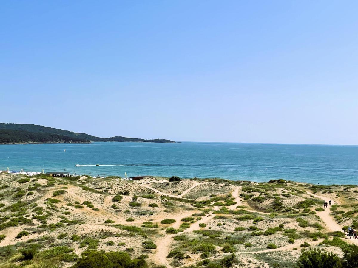 بريمورسكو Sea View Apartment Free Parking المظهر الخارجي الصورة
